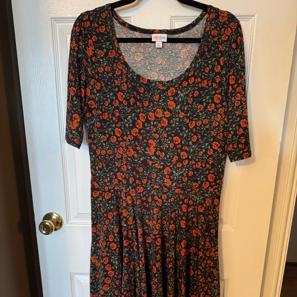 Floral pattern Nicole dress Lularoe
